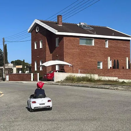 The Blue House Lárnaka