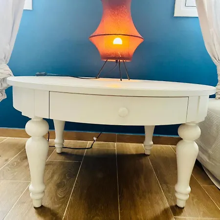 Willa The Blue House