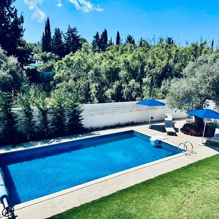 The Blue House * Larnaca
