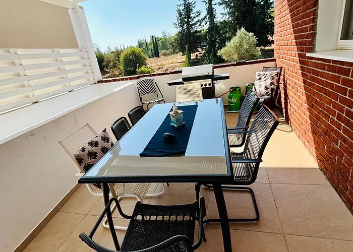 The Blue House Villa Larnaca